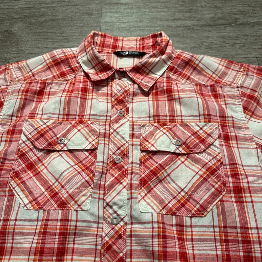 The North‎ Face Shirt Mens Small Red Plaid Pearl Snap Performance Outdoor Hike